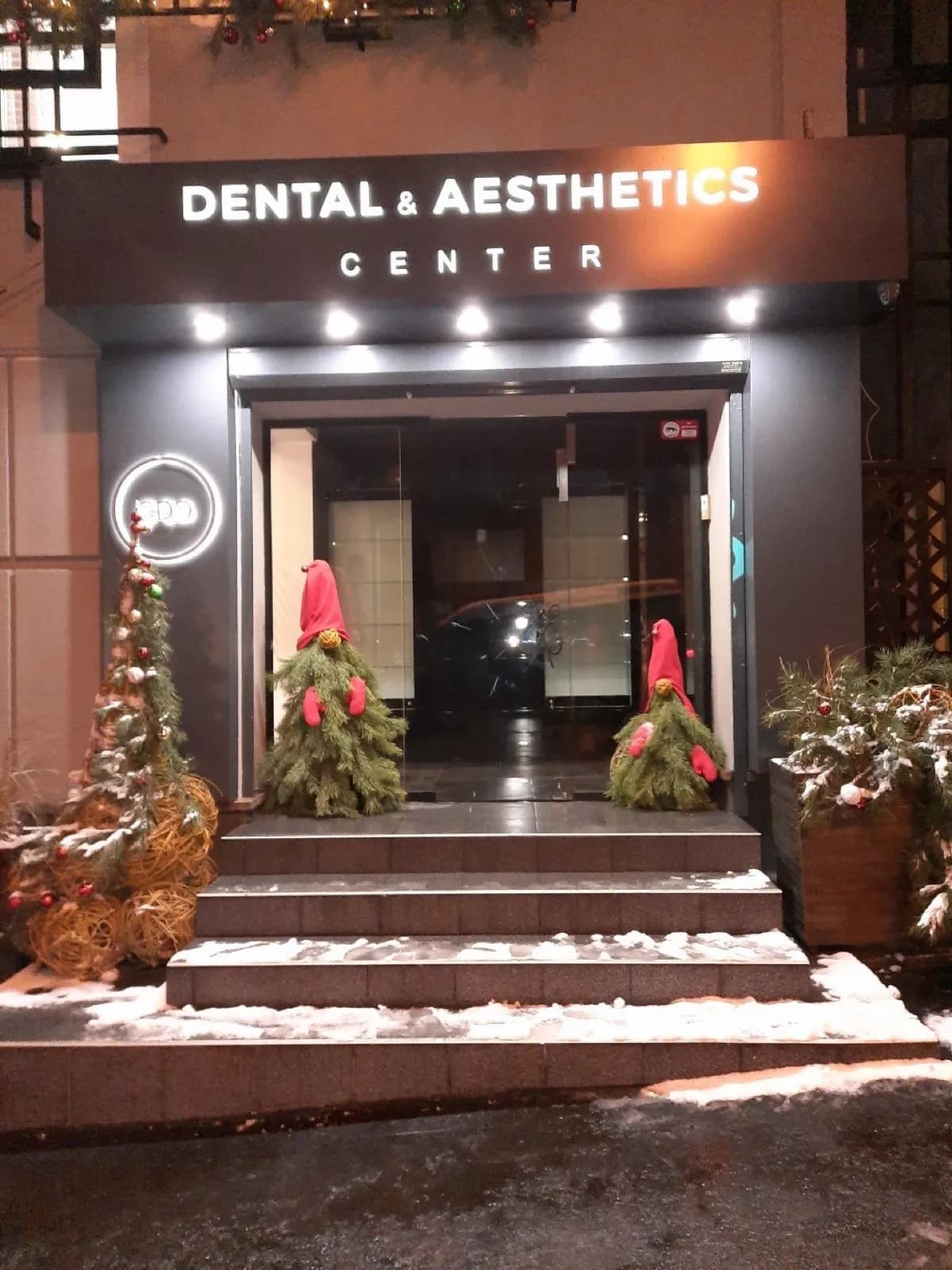 Beauty salons & barbershops — a sign